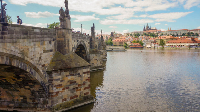Charles Bridge over the Vltava River with Prague Castle in Prague, Czech Republic