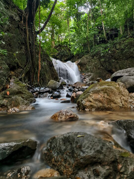 Recorrido entre monta&ntilde;as y rios en Panama