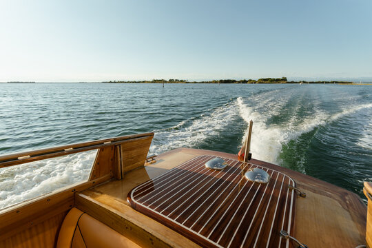 A view of the back of the boat during a sea tour