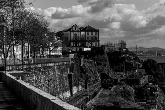 paisagens urbanas com p&aacute;ssaros
