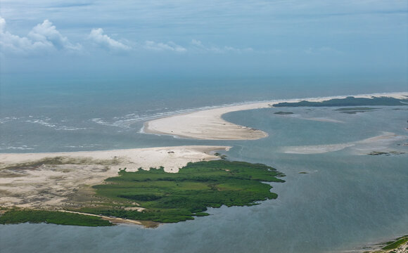 Atlantic Tidal Flats and Curving Sand Spit, Atins, Maranh&atilde;o