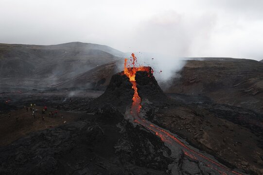 Aerial view, erupting volcano, crater with erupting lava and lava flow, Fagradalsfjall, Reykjanes Peninsula, Iceland