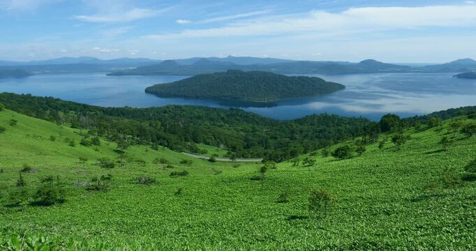美幌峠から屈斜路湖