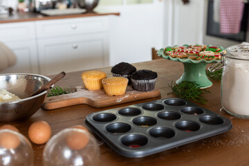 Naklejka premium Baking essentials on wooden table.