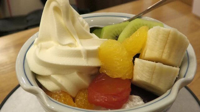 フルーツあんみつ