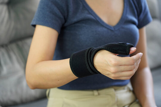 Close Up Of Thumb Tendonitis Arm Brace For Hand Wrist Pain Relief