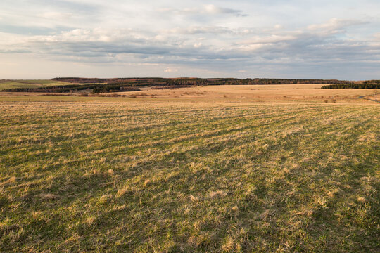 View over an extensive farmed farmland