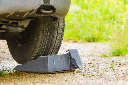 Camper broken leveling block in use.