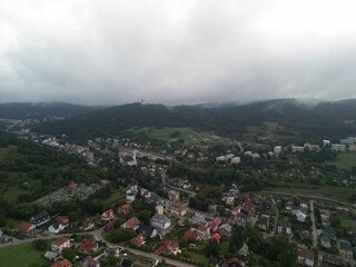 Krynica-Zdrój - Polska Góra Parkowa, park, panorama miasta, wieża telegraficzna, zdjęcie wykonane dronem, Jaworzyna Krynicka © Konrad