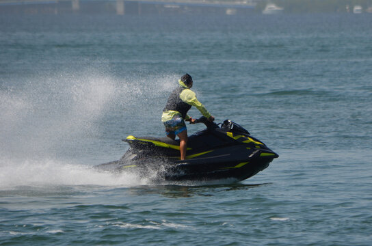 jet ski.spport,recreation,personal watercraft, watercraft,PWC,motor boat,
