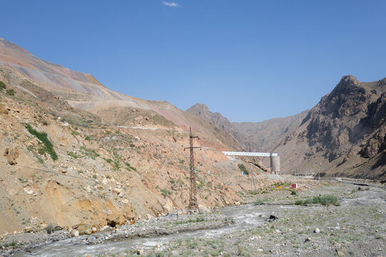 environmentally unfriendly gold mining in the mountainous landscape