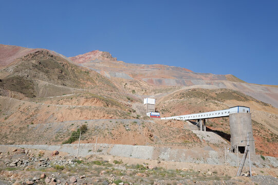 environmentally unfriendly gold mining in the mountainous landscape