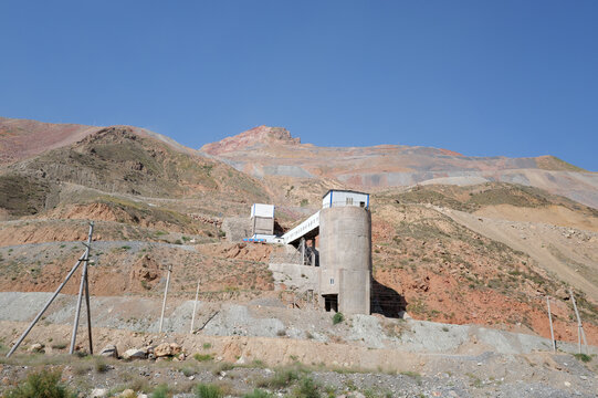 environmentally unfriendly gold mining in the mountainous landscape