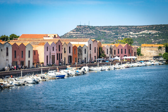 bosa, sas conzas, old tannery quarter, sardinia, sardegna, italy, colourful houses, temo river