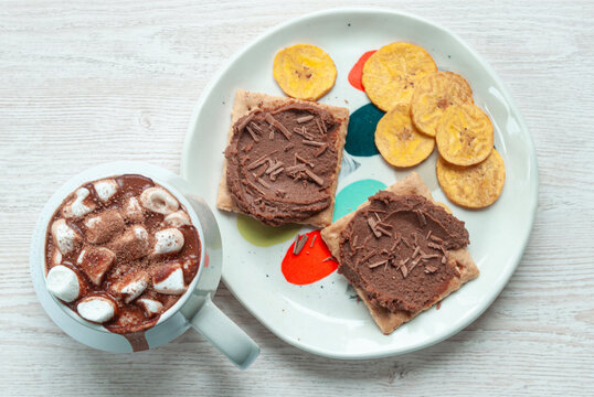 Hot chocolate and vegan snack