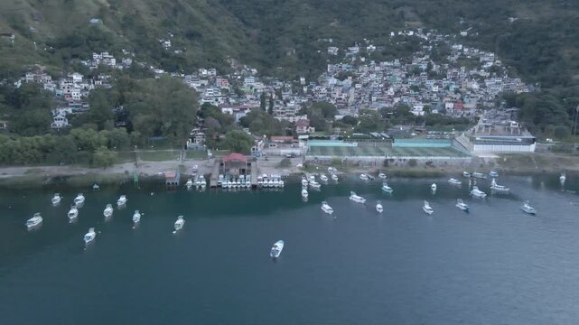 palopo muelle atitlan