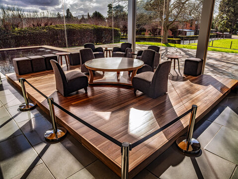 Very Light Elevated Dining Setting