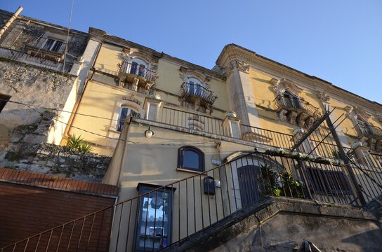 main fa&ccedil;ade of the 18th-century Palazzo Sortino Trono in Ragusa Ibla