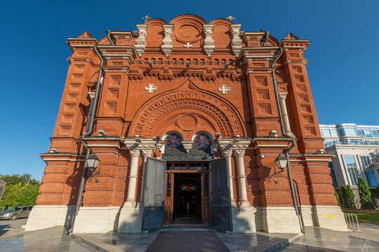 Majestic holy assumption cathedral in tula russia captivates with stunning architecture and rich history