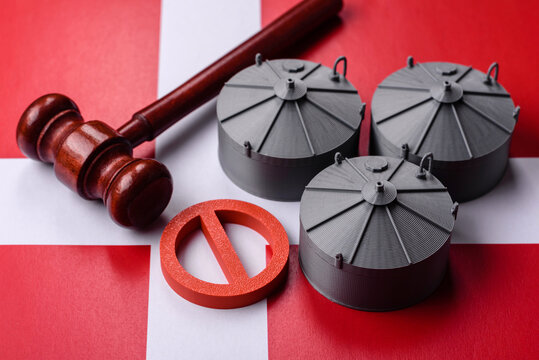 Ban, restriction, or sanctions on the supply of liquefied gas to the Danmark