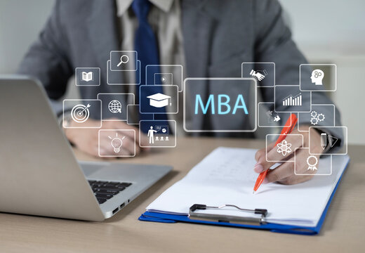 Management and career development studies Concepts for developing leadership in postgraduate business administration (MBA) education through digital learning.