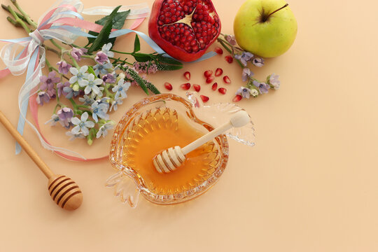 Rosh hashanah (jewish New Year holiday) concept. Traditional symbols