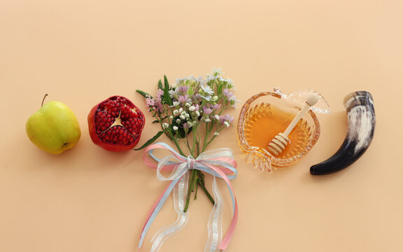 Rosh hashanah (jewish New Year holiday) concept. Traditional symbols