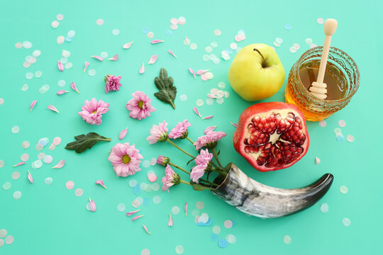 Rosh hashanah (jewish New Year holiday) concept. Traditional symbols