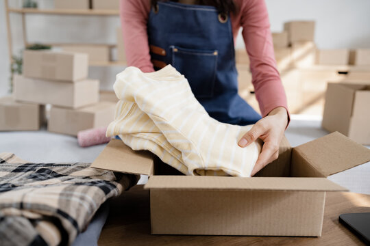 Small business owner packing in the cardbox&nbsp;preparing parcel for delivery online selling&nbsp;sell Online on the Internet from home