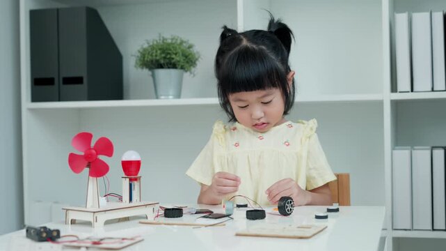 Electronic Activity Kit, STEM science toy,  child learn electrical processes through hand on experience without screen time, emotional intelligence, intellectual intelligence, executive function.
