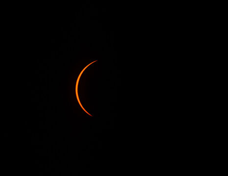 Fotograf&iacute;as del Eclipse Total de Agosto de 2026 en Espa&ntilde;a, en sus diferentes etapas