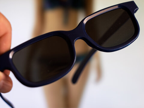 3D Glasses for Enhanced Cinematic Experience