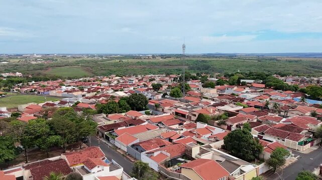 Vista a&eacute;rea dos Bairros Tancredo Neves e Jardim Esp&iacute;rito Santo em Uberaba, Minas Gerais