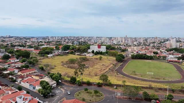 Vista a&eacute;rea dos Bairros Tancredo Neves e Jardim Esp&iacute;rito Santo em Uberaba, Minas Gerais