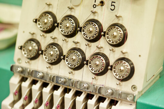 Close-up of the cloth weaving machine