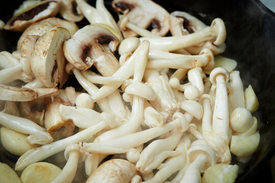 mushrooms in a frying pan
