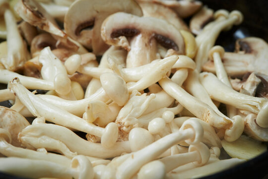 mushrooms in a frying pan