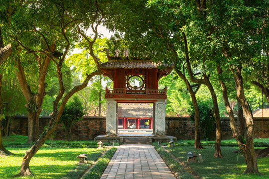 Khue Van Cac Pavilion is located in the Temple of Literature, Hanoi (Văn Miếu Quốc Tử Gi&aacute;m) - Vietnam's first national university.