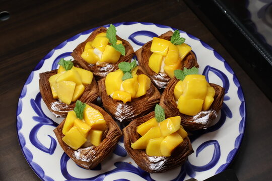 sweet mango pie in japan