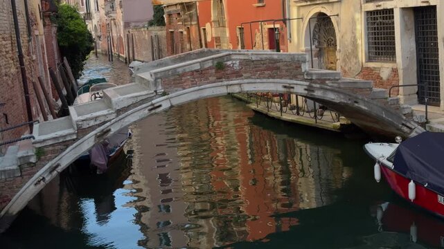 Slow Forward Journey Through A Serene Venetian Canal