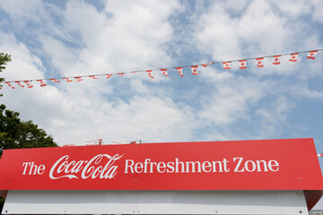 Obraz premium The Coca-Cola Refreshment Zone beverage vendor at Exhibition Place, Toronto (22 August 2026)