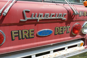 Obraz premium front of the FRY-R-Truck, a retired heavy-duty fire truck, now a mobile food wagon, near Bell Soundstage at the Bandshell, Exhibition Place, Toronto (22 August 2026)