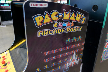 Obraz premium Bandai Namco Legacy Edition cabinet, featuring Pac-Man's Arcade Party, Exhibition Place, Toronto (22 August 2026)