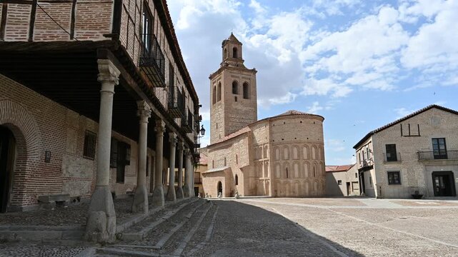 Iglesia de Santa Mar&iacute;a la Mayor del Castillo En Ar&eacute;valo
