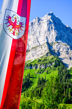 famous valley in austria - alpe eng