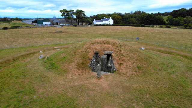 South Western Entrance to Bryn Celli Ddu, a neolithic chambered tomb on the island of Anglesey, Wales, UK