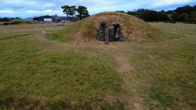 South Western Entrance to Bryn Celli Ddu, a neolithic chambered tomb on the island of Anglesey, Wales, UK