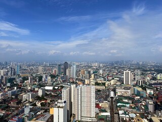 Naklejka premium a sunny day in metro manila