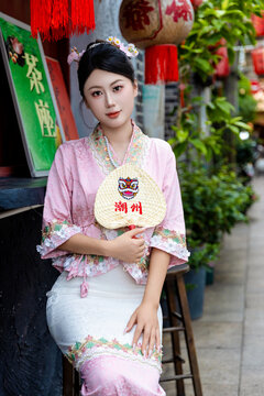Guangdong Chaozhou Ancient City Little Nyonya Style Street Photography Portrait