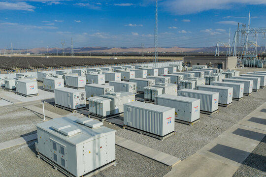 Large-scale energy storage power stations; clean and low-carbon energy.